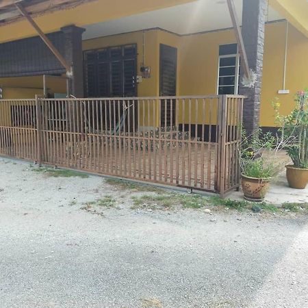 Rumah Tumpangan Di Kuala Terengganu, Terengganu Homestay D Zewnętrze zdjęcie