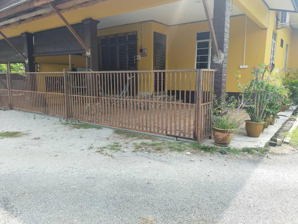 Rumah Tumpangan Di Kuala Terengganu, Terengganu Homestay D Zewnętrze zdjęcie